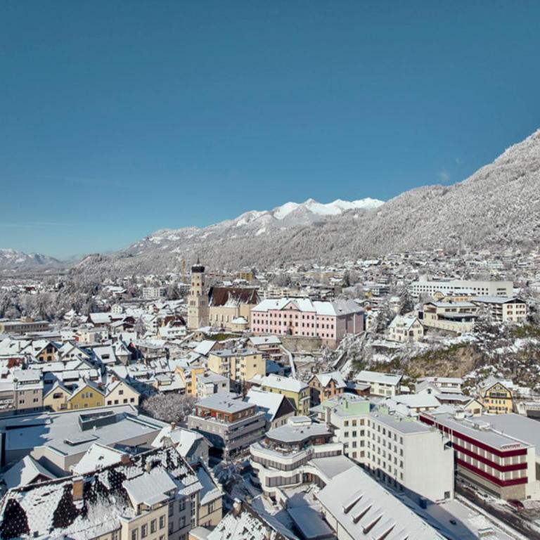 Bella Vista - 85 m2 Ferienwohnung mit überdachtem Parkplatz und Außenstellplatz - Bergblick - Three-Bedroom Apartment with Mountain View - 43