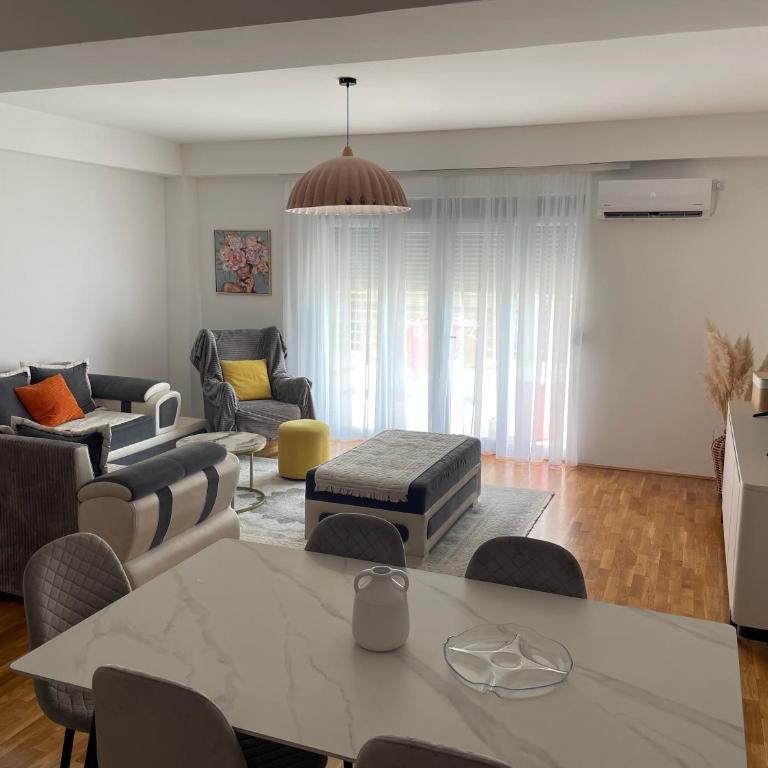 Viktorija Apartment Petrovac - Two-Bedroom Apartment - 8