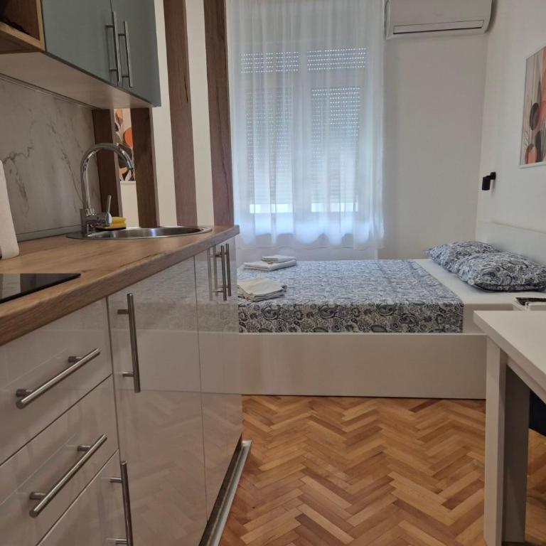URBAN Suites - Standard Studio - 4