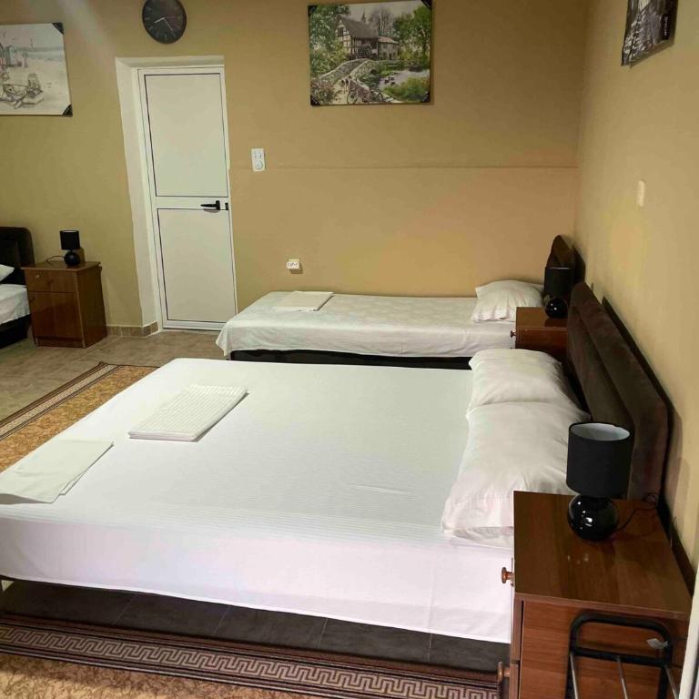 Fontana apartments 1B - Two-Bedroom Apartment - 6