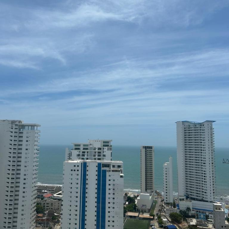 Hermoso apto en Cartagena cerca a la playa de Marbella - Apartamento de 3 dormitorios - 15