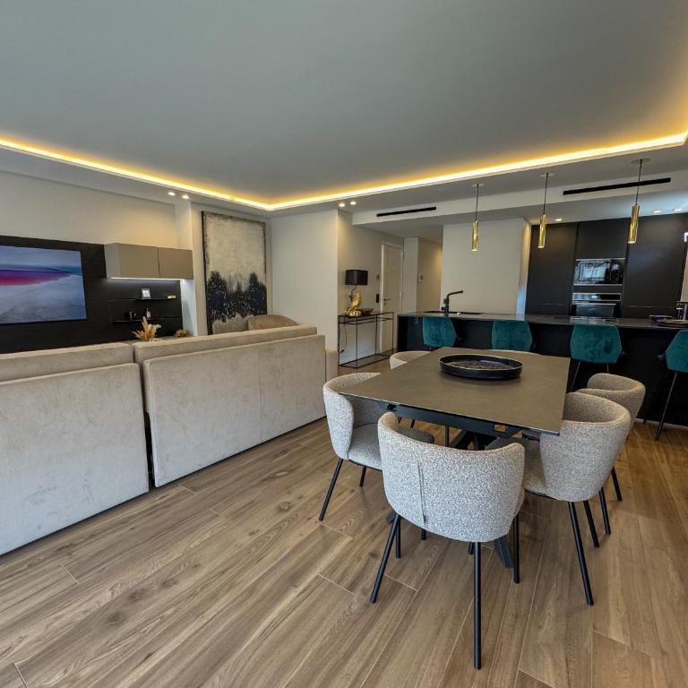 LUXURY EQUINOX 3 Bedrooms - Apartment - 37