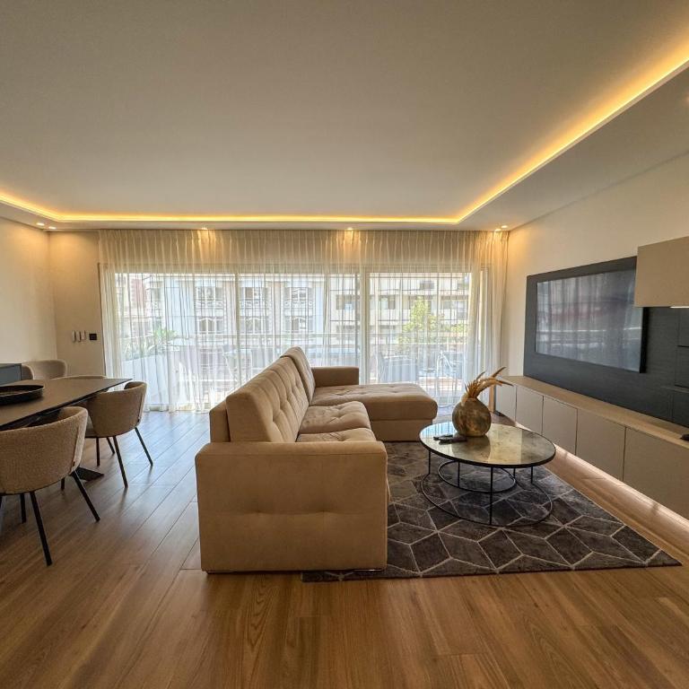 LUXURY EQUINOX 3 Bedrooms - Apartment - 39