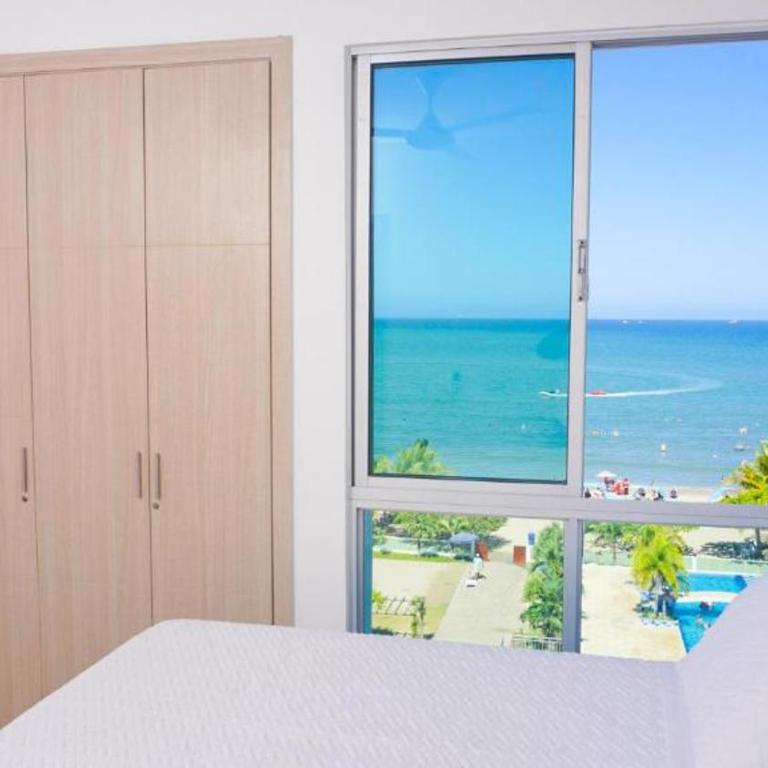 Magico Apartamento Frente al Mar 3 Habitaciones AR53 - Three-Bedroom Apartment - 13