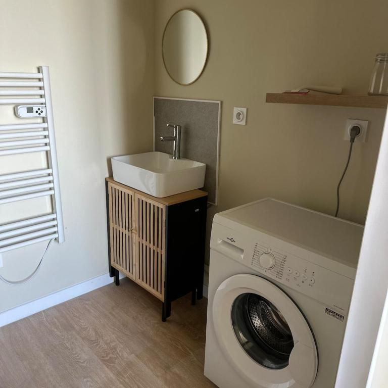 Appartement gare chateaucreux - Apartment mit 1 Schlafzimmer - 8