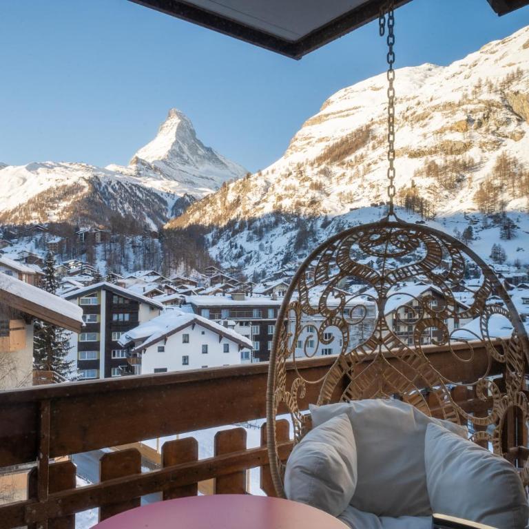 Hotel AMBiANCE - Deluxe Doppelzimmer mit Blick auf das Matterhorn - 3