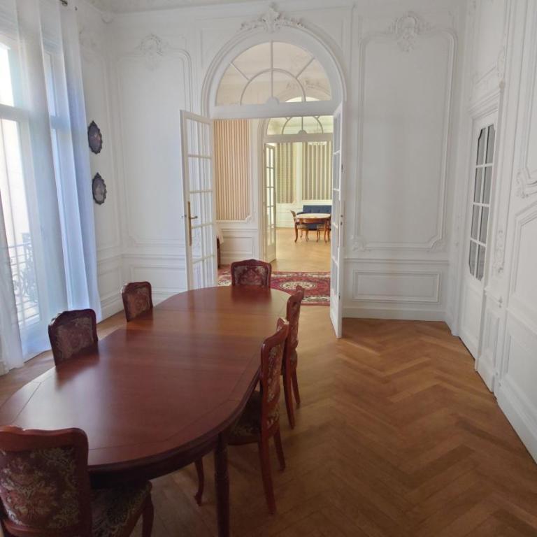 Appartement Haussmannien face aux halles - Appartement 1 Chambre - 11