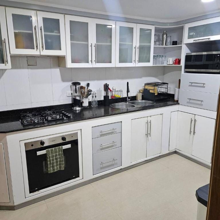 Guest House with AC, close to Historical Centre 3 - Double or Twin Room - 17