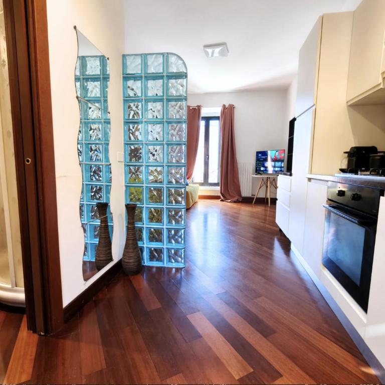 Milan Center Urban Apt, AC, WiFi, Metro M3 Duomo - Appartamento con 1 Camera da Letto - 10