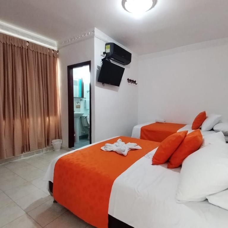 Hotel De La Prada - Habitación Cuádruple Estándar - 3