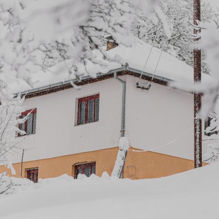 Foreside Escape Montenegro - Two-Bedroom Apartment with Mountain View - 26