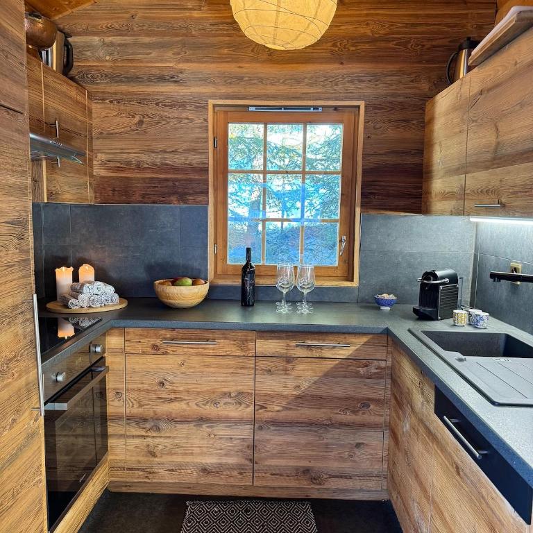 Chalet Toccata, cosy et lumineux - Three-Bedroom Chalet - 9