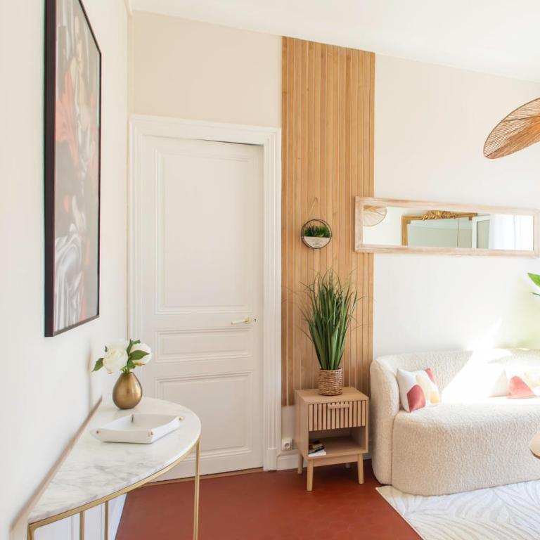 Mirabeau Prestige - One-Bedroom Apartment - 20