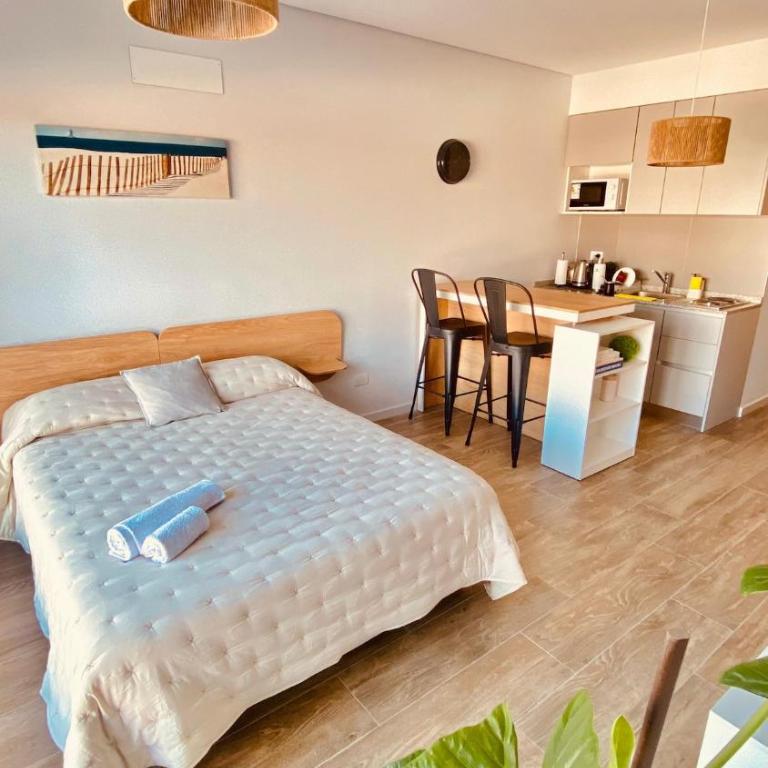 Premium Studio in Downtown - One-Bedroom Apartment - 5