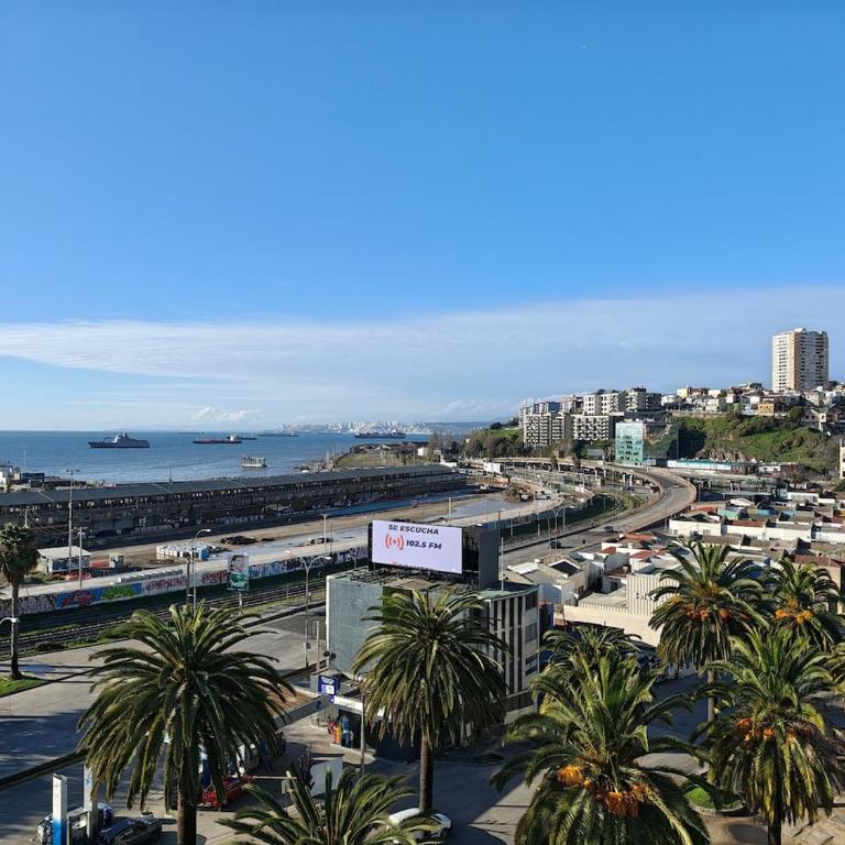 Apartment with a view of the port of Valparaíso - One-Bedroom Apartment - 2