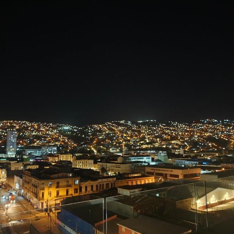 Apartment with a view of the port of Valparaíso - One-Bedroom Apartment - 4