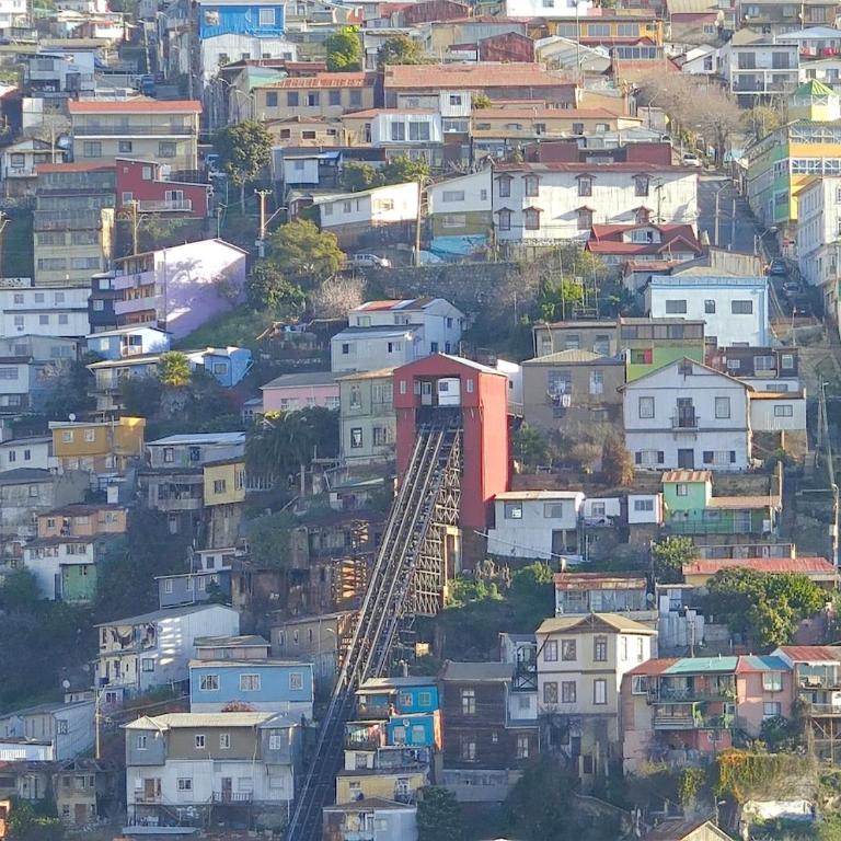 Apartment with a view of the port of Valparaíso - One-Bedroom Apartment - 19
