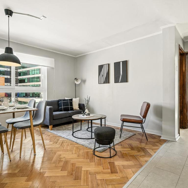 Departamento moderno a pasos de Parque Arauco y Metro Manquehue - Two-Bedroom Apartment - 14