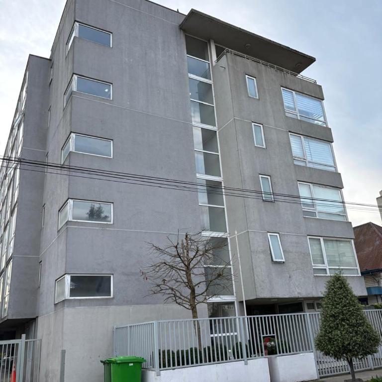 Departamento con excelente ubicación a pasos de av Alemania a 2 cuadras de mall portal Temuco - One-Bedroom Apartment - 7