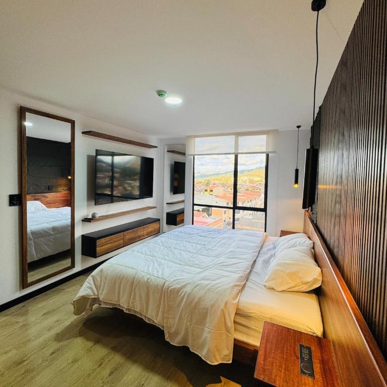 Suite with pool condominium Torres de Almería - Two-Bedroom Apartment - 19