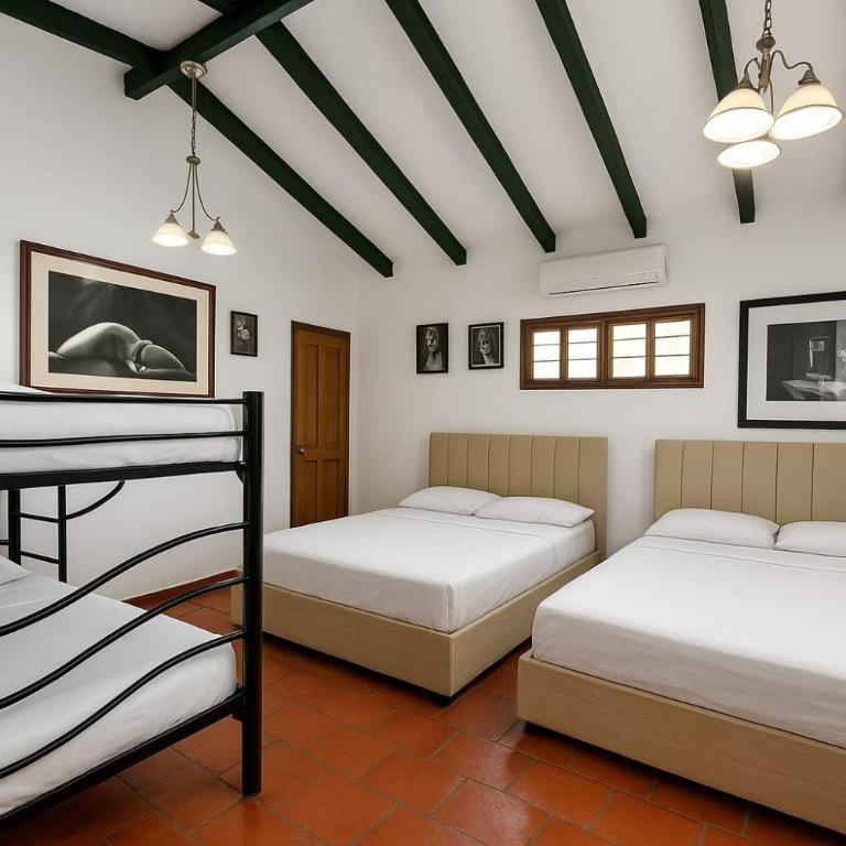 Hotel Rodadero Casa Paula - Family Room with Private Bathroom - 7