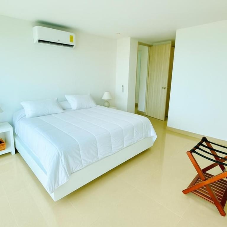 Apartamento de Ensueño!! Sonesta 935 Cartagena Salida Playa Vistas WOW Morros - Two-Bedroom Apartment with Terrace and Sea View - 3