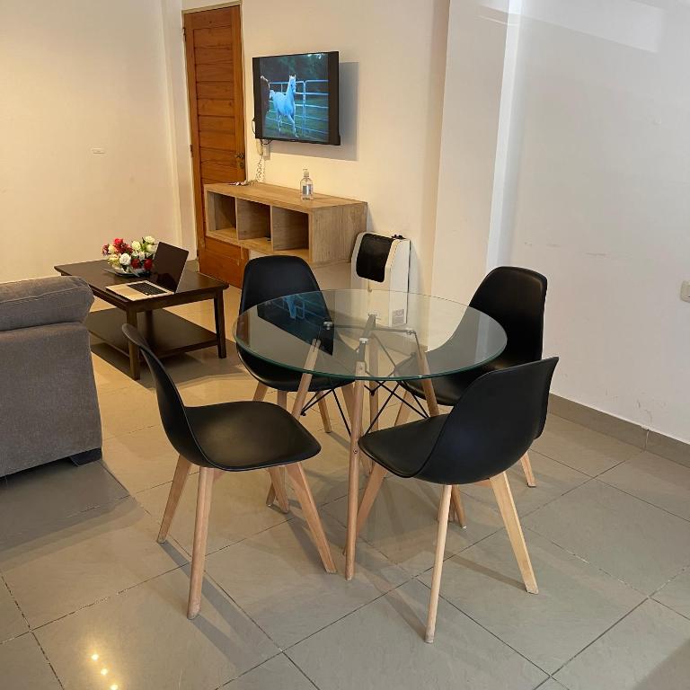 Spacious apartment in the microcentro - Apartamento de 2 dormitorios - 3