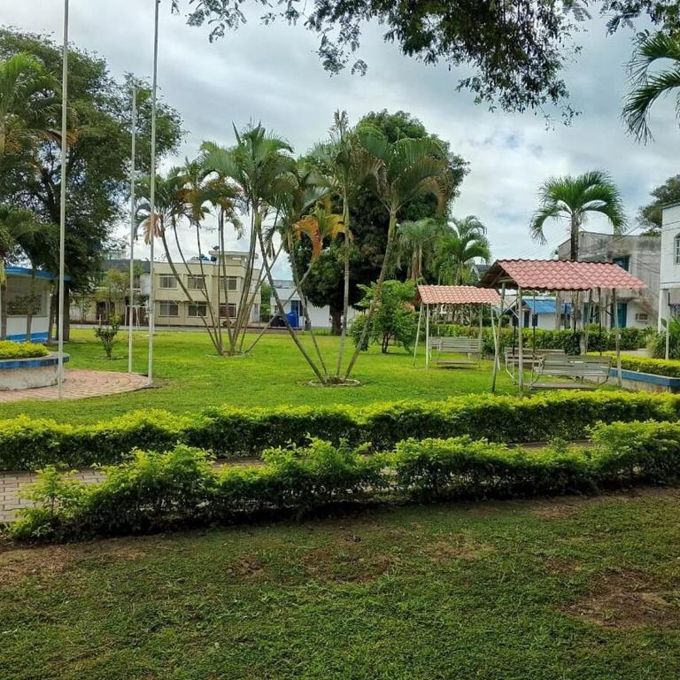 Beautiful apartment on Tonsupa Beach - Three-Bedroom Apartment - 10