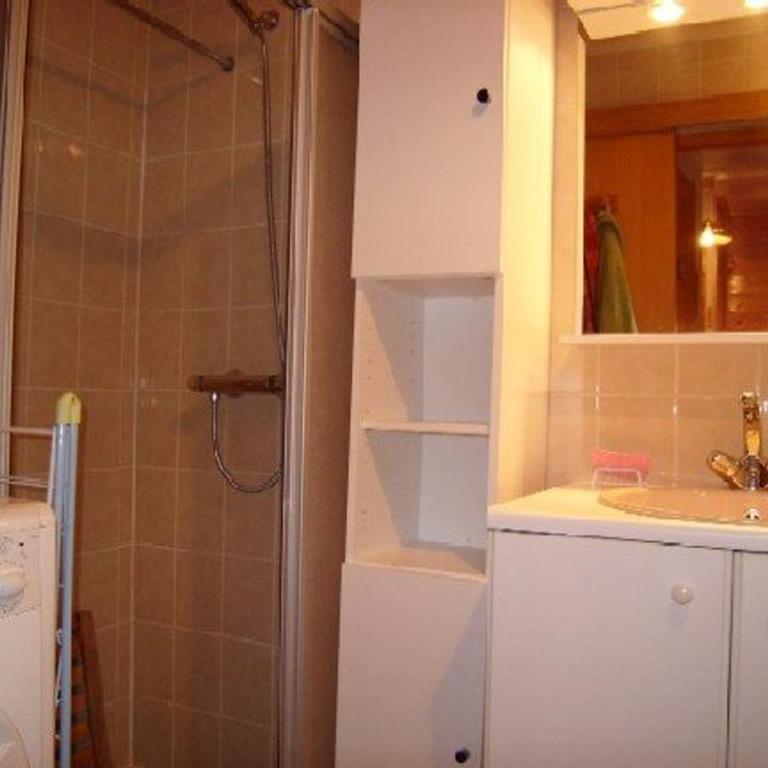 Appartement cosy 4 pers, proche pistes avec parking - Apartment mit 1 Schlafzimmer - 7