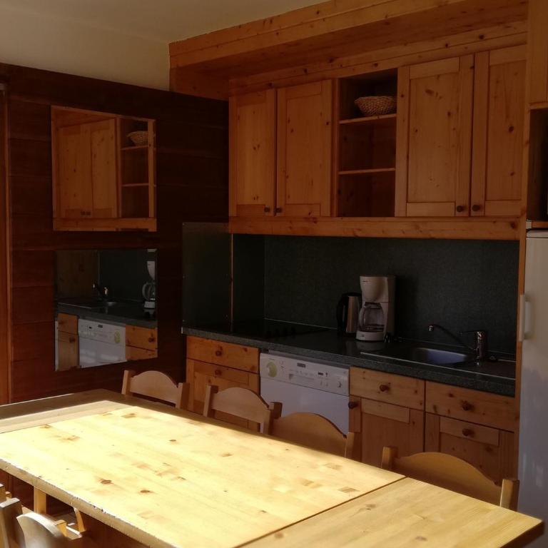 Appartement 3 pièces - 8 personnes, terrasse et parking privé - FR-1-263-616 - Appartement - 6