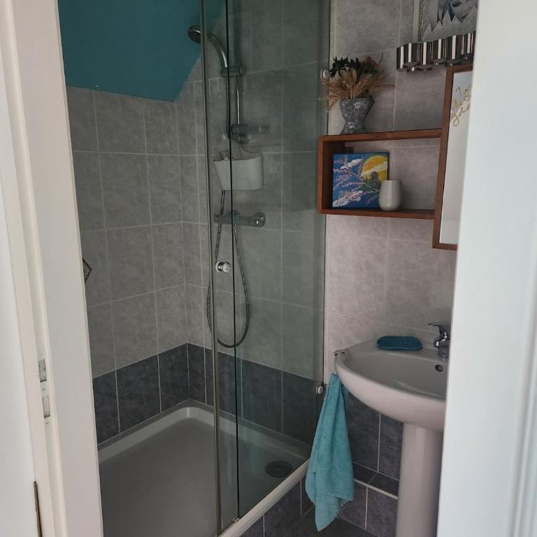 Appartement cosy à 5mn du Parc des Expositions - Apartment mit 2 Schlafzimmern und Terrasse - 8