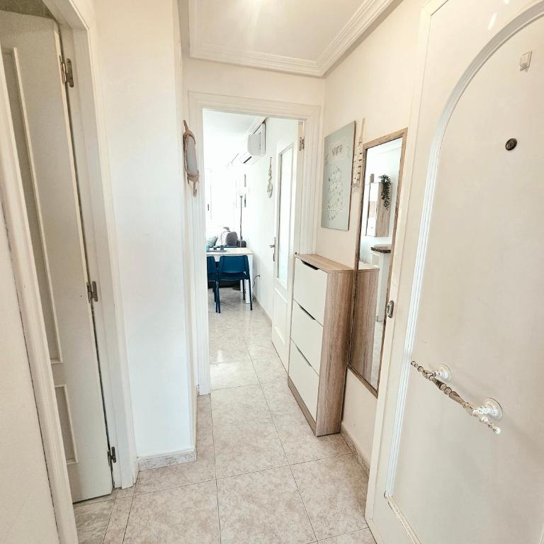 Apartamento con terraza, piscina y playa a 400m - Apartamento de 1 dormitorio - 8