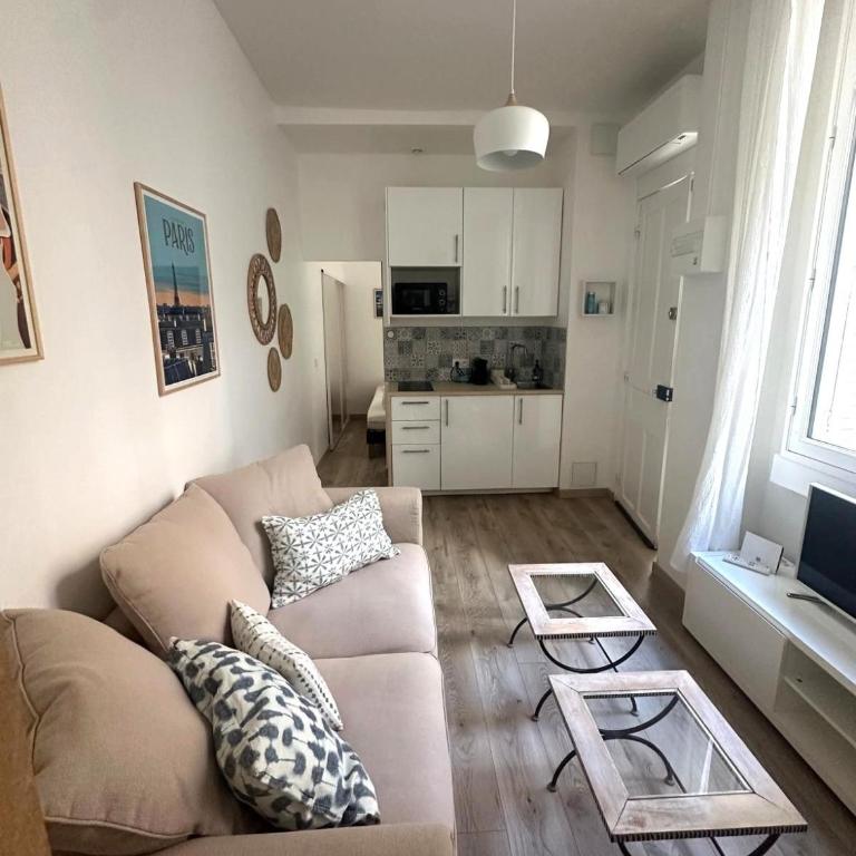 A proximité immédiate de la Tour Eiffel - Appartement 1 Chambre - 5