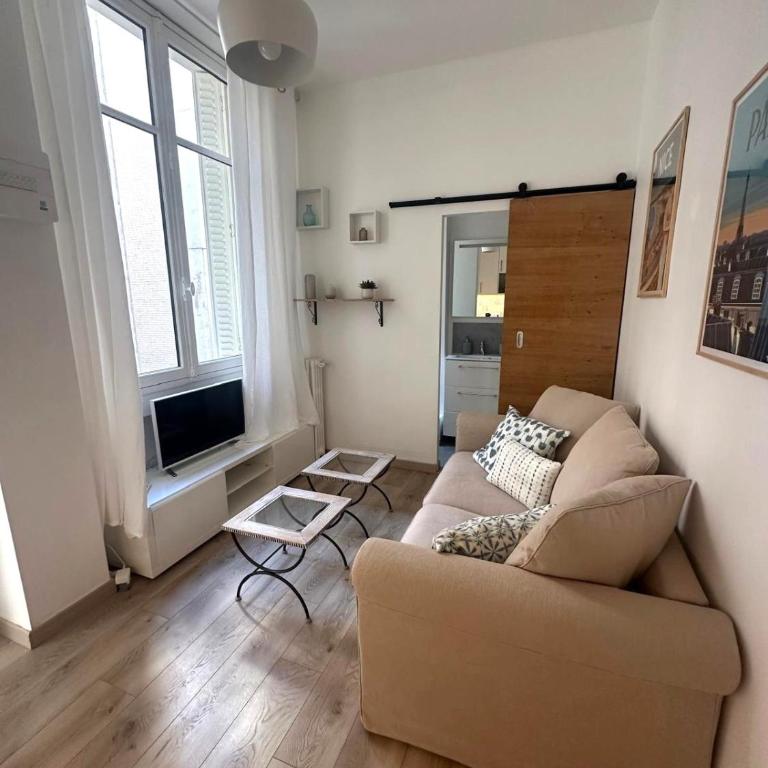 A proximité immédiate de la Tour Eiffel - Appartement 1 Chambre - 7