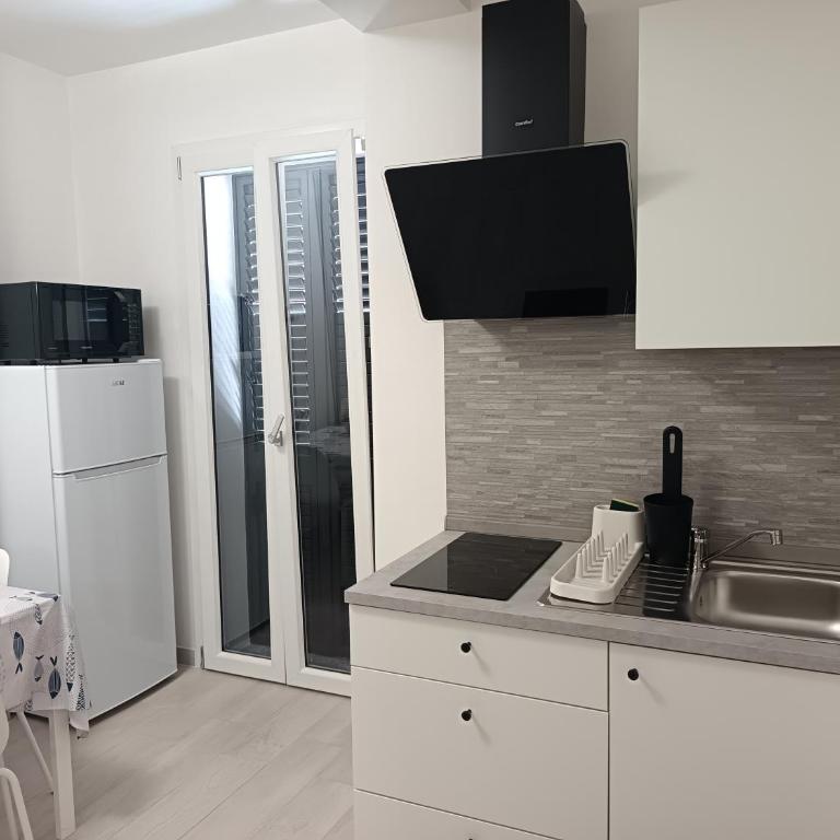 Stella Maris - Appartamento Monolocale con 1 Letto Matrimoniale - 1