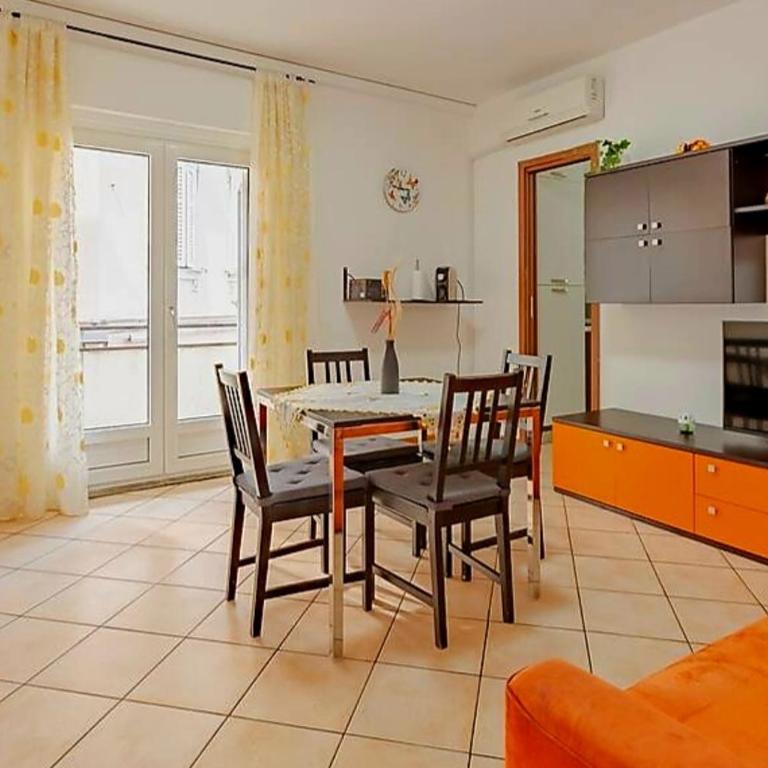 Casa Vacanze-Trieste San Giusto - Appartamento con 2 Camere da Letto - 12