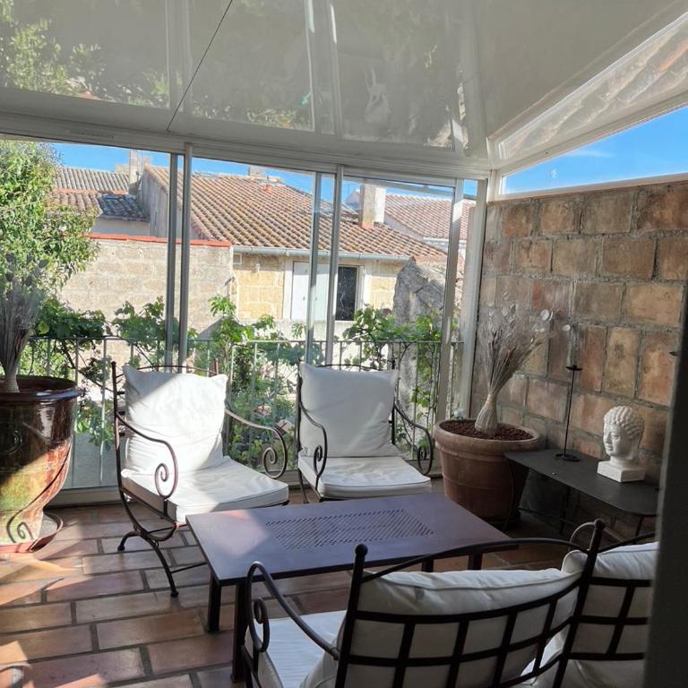 La maison sur la place dans Aigues Mortes climatisé - Maison 2 Chambres - 17