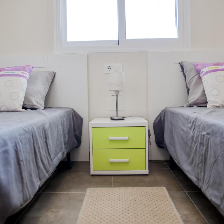 Seaside Heritage Apartment - Two-Bedroom Apartment - 5