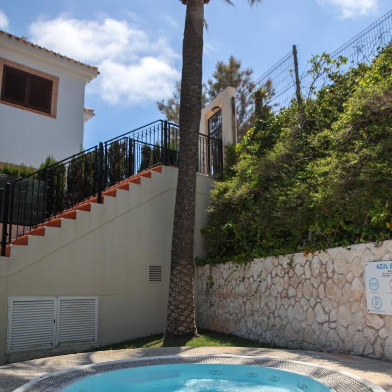 Seaside Heritage Apartment - Two-Bedroom Apartment - 12