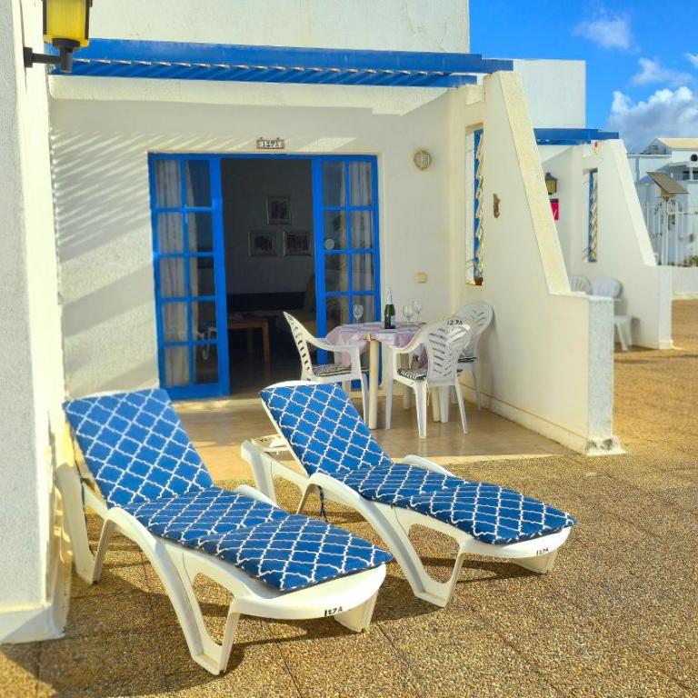 Atalaya Complex central Puerto del Carmen, large open terrace with loungers - Apartamento de 1 dormitorio - 1