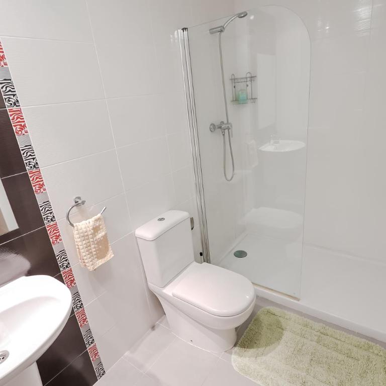 Seaside Heritage Apartment - Two-Bedroom Apartment - 15