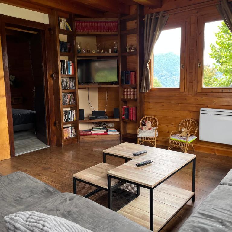 Magnifique chalet en Haute-Savoie, tout confort, proche des pistes de ski - Chalet 2 Chambres - 9
