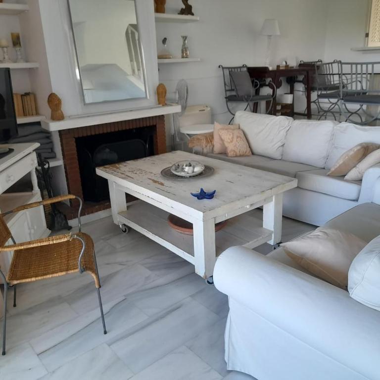Townhouse in San Pedro- Private Garden, Golf, Beach, Pool - Casa de 3 dormitorios - 2