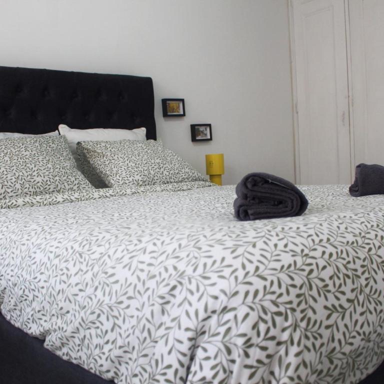 Cozy 45 sqm apartment in downtown - One-Bedroom Apartment - 19