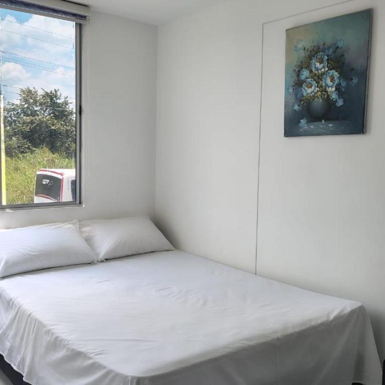 Cómodo apartamento sur de cali - Apartamento de 3 dormitorios con vistas a las montañas - 3