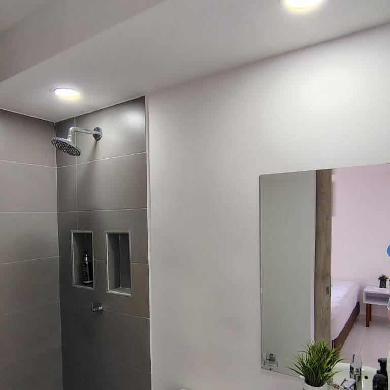 Cómodo apartamento sur de cali - Apartamento de 3 dormitorios con vistas a las montañas - 11