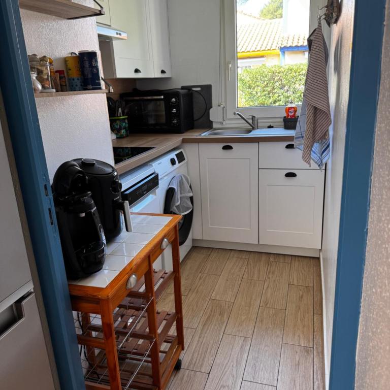 Maisonnette au calme, T3, 6 pers résidence avec piscine et wifi privée proche lac et océan - Maison 2 Chambres - 7