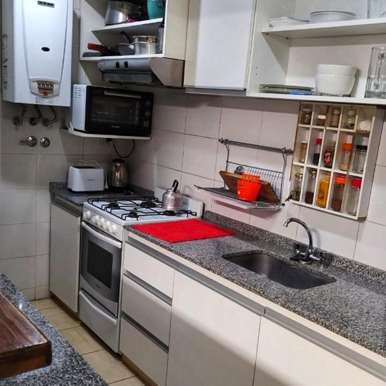 Cómodo Dpto Full Equipado a Minutos del Aeropuerto - Apartamento de 1 dormitorio - 12