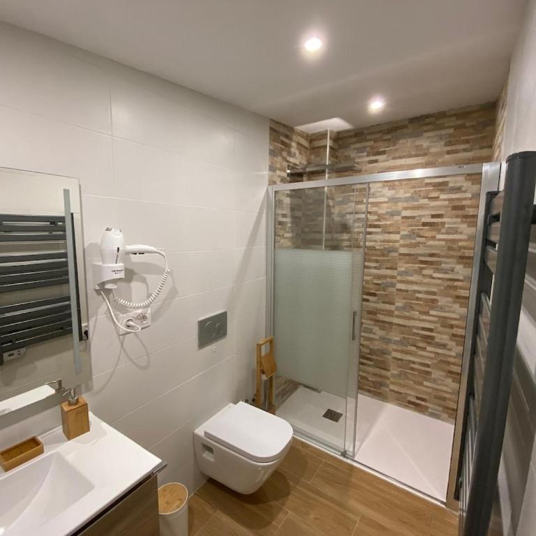 Romántico Ático Terraza privada y Cochera Gratis - One-Bedroom Apartment - 31