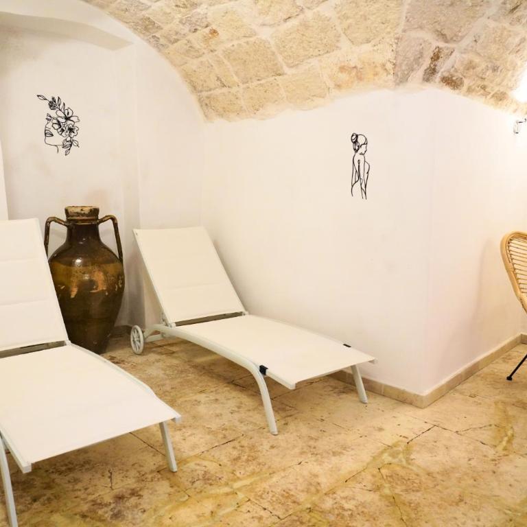 Casa Giardino - RELAX, VISTA, MAGIA nel CUORE BIANCO di OSTUNI - Camera King con Vasca Idromassaggio - 37
